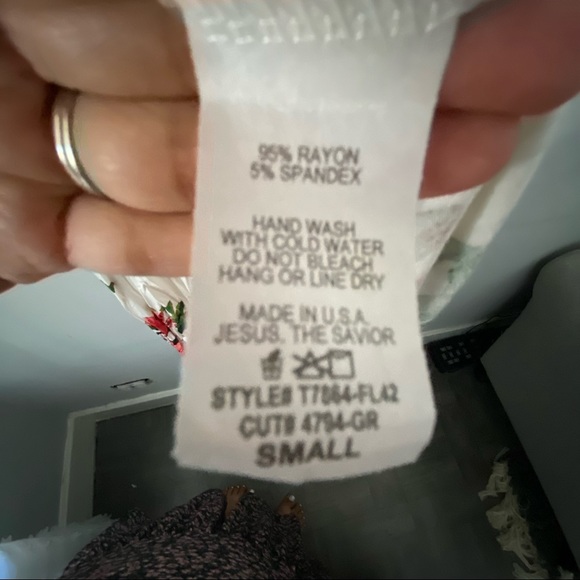 NeeSee’s Dresses Reb & J 220 - Picture 5 of 6